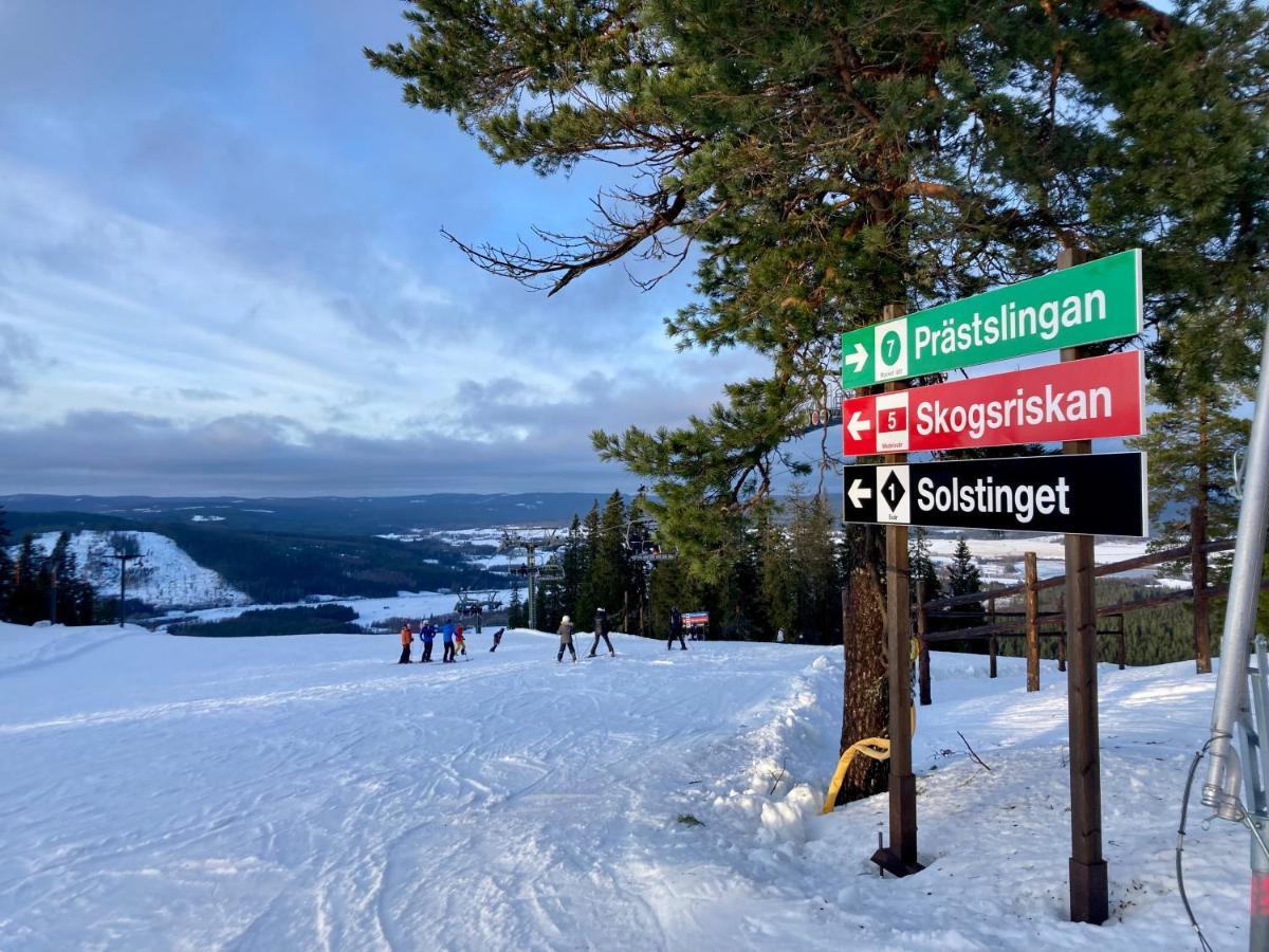 شقة Raemsbyns Fritidsby, Naera Romme Alpin Idkerberget المظهر الخارجي الصورة